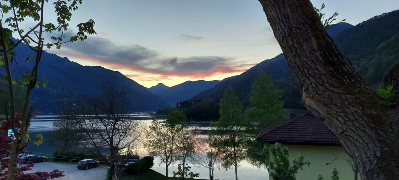 Albergo Vittoria Tiarno di Sopra Exterior foto